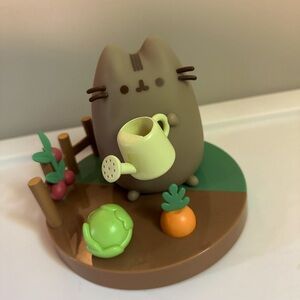 Pusheen Spring Box Figurine